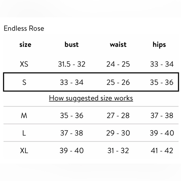 🖤LACE ENDLESS ROSE SHORTS L🖤 - Picture 6 of 6